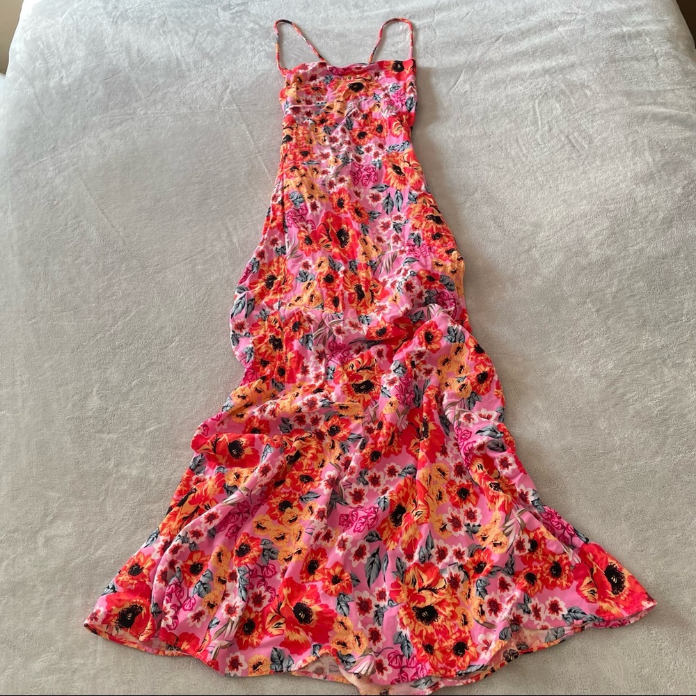 Hello Molly blooming midi dress